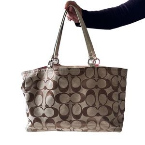 Coach tote with signature logo